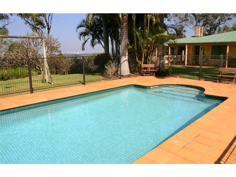 26B Uplands Drive, Parkwood QLD 4214