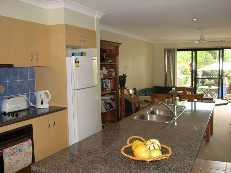 2 SP164 663 Stevens Street, Southport QLD 4215