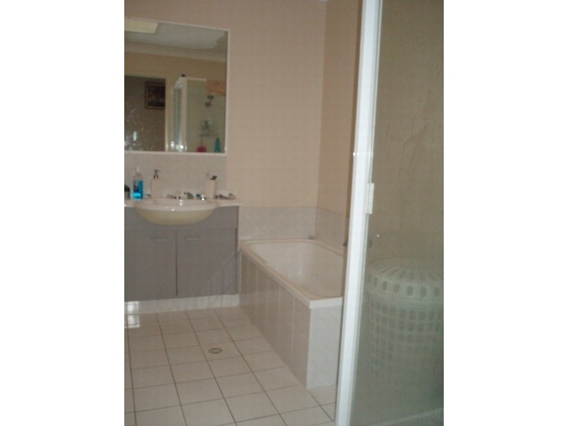 12/9 McMillan St, Labrador QLD 4215