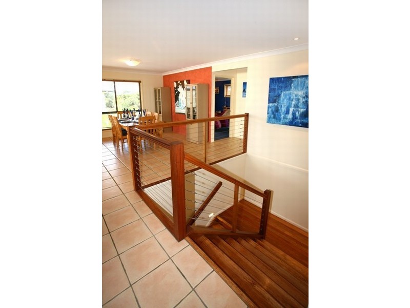 7 Truro Ct, Redland Bay QLD 4165