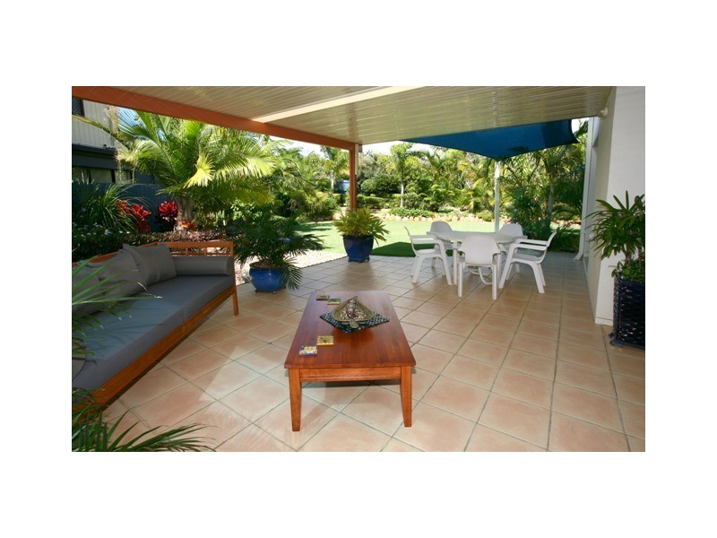 7 Truro Ct, Redland Bay QLD 4165