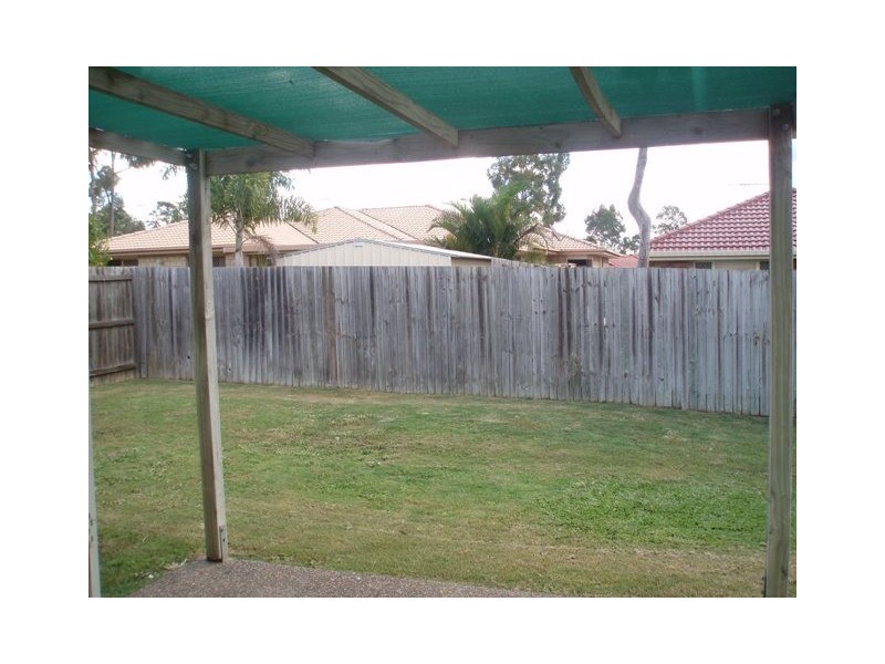 17 Chelsea Place, Forest Lake QLD 4078