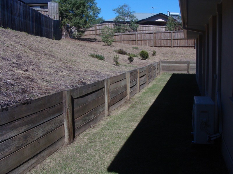 15 Yaggera Pl, Bellbowrie QLD 4070