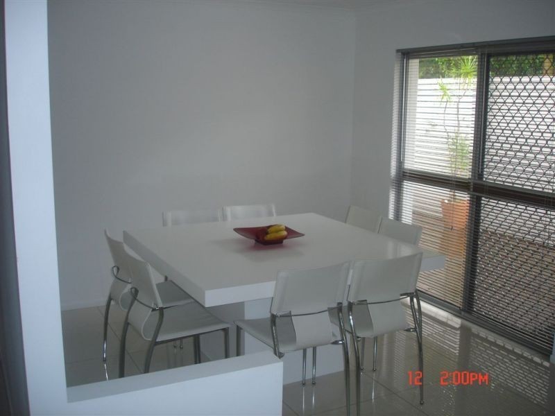 5 Susanne Street, Southport QLD 4215