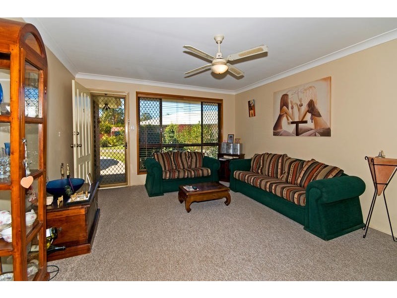 1/14 Burwood Court, Labrador QLD 4215