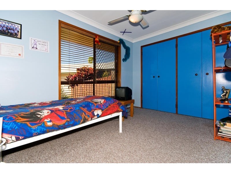 1/14 Burwood Court, Labrador QLD 4215