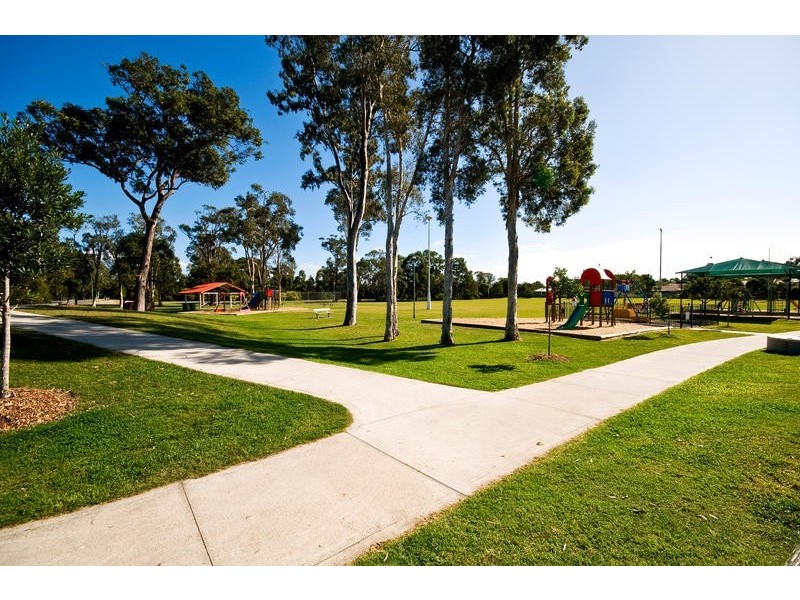 1/14 Burwood Court, Labrador QLD 4215