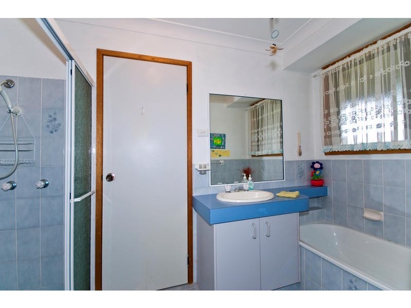 1/8 Burwood Court, Labrador QLD 4215