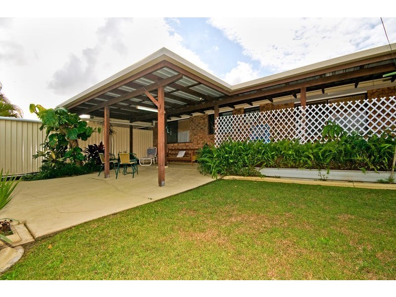 1/8 Burwood Court, Labrador QLD 4215