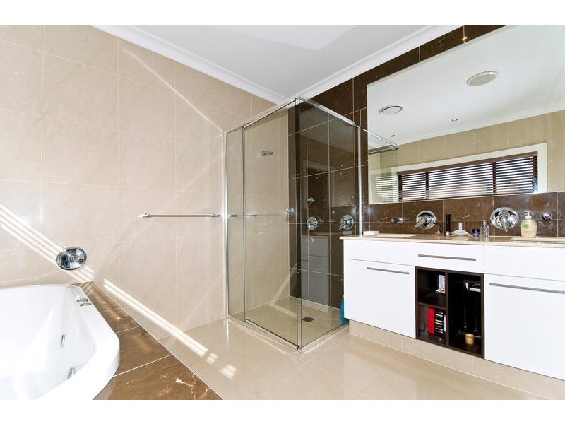 28 Boambillee Drive, Coomera QLD 4209