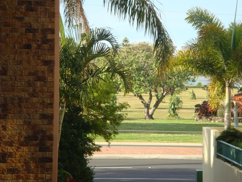 5/144 Marine Pde, Southport QLD 4215