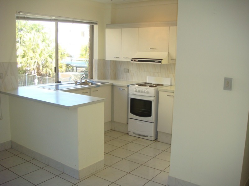 5/144 Marine Pde, Southport QLD 4215