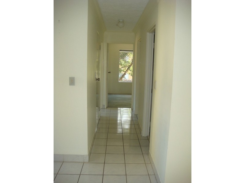 5/144 Marine Pde, Southport QLD 4215