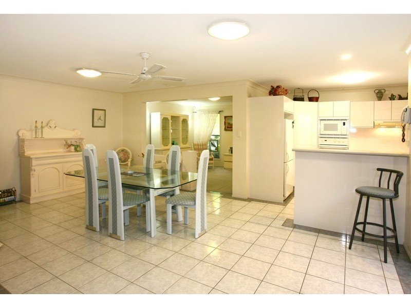 11 Clear River Blvd, Ashmore QLD 4214