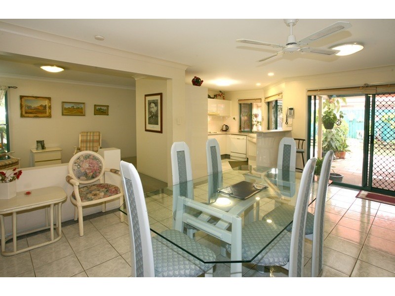 11 Clear River Blvd, Ashmore QLD 4214