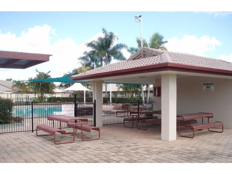 23/128 Benowa Rd, Southport QLD 4215