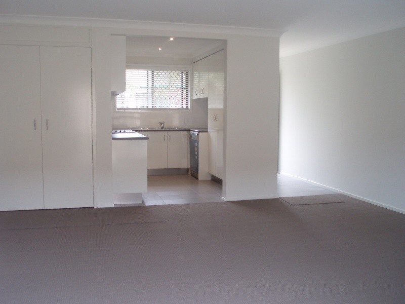 6/27 Imperial Pde, Labrador QLD 4215