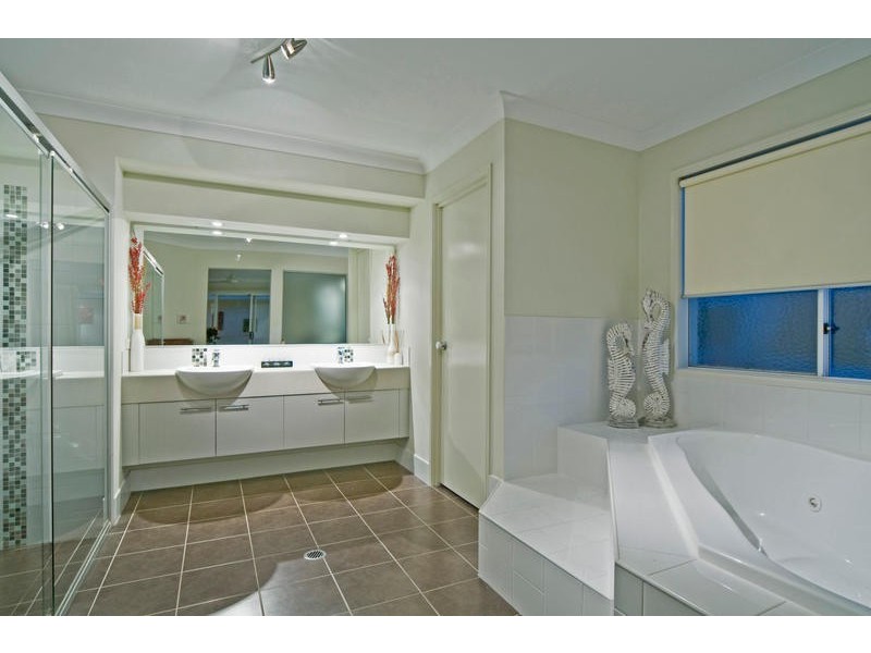 6 Bashful Lane, Coomera QLD 4209