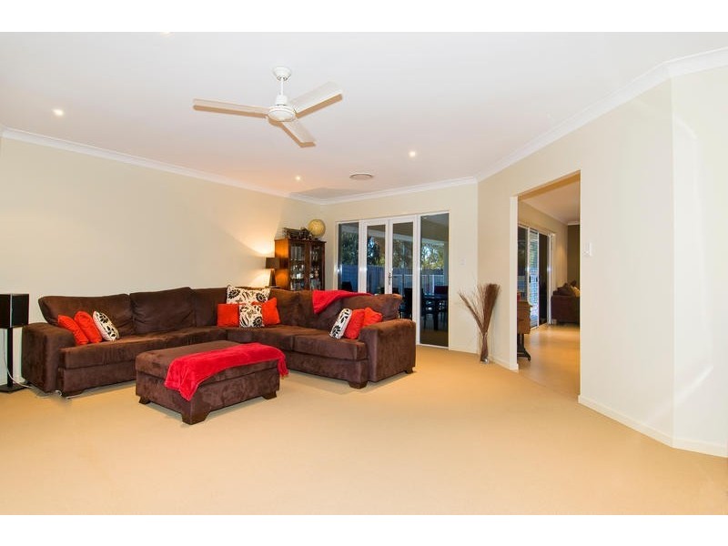 18 Icefire Lane, Coomera QLD 4209