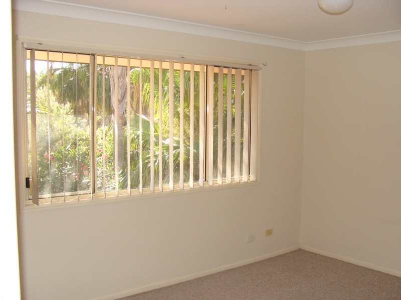 17/482 Pine Ridge Rd, Coombabah QLD 4216