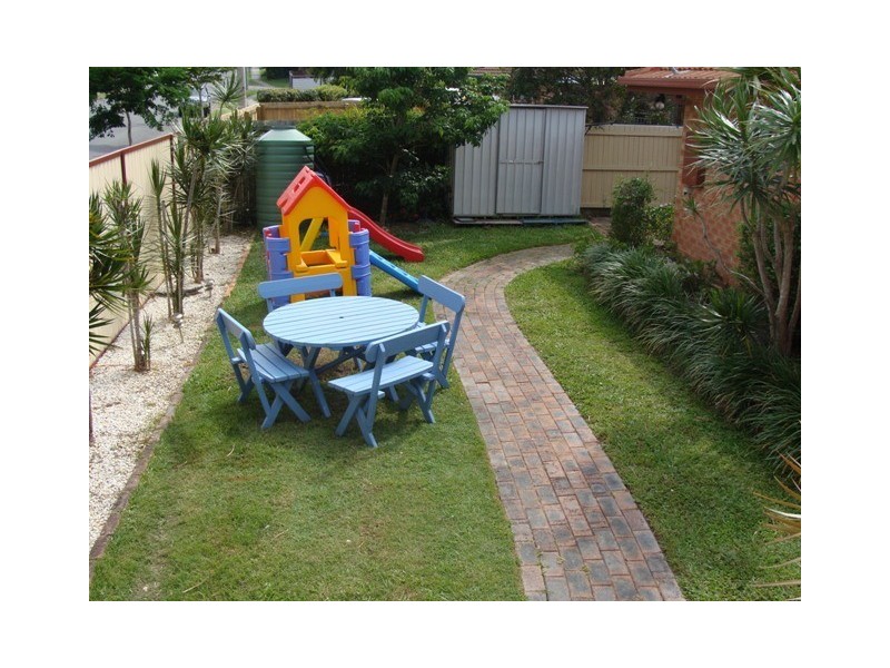 1/267 Government Road, Labrador QLD 4215