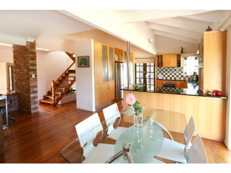 11a Summerhill Ct, Mudgeeraba QLD 4213