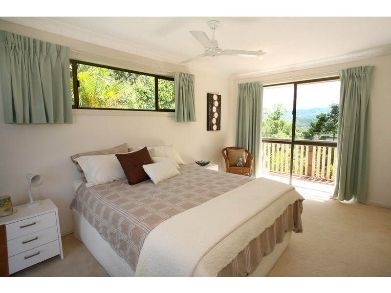 11a Summerhill Ct, Mudgeeraba QLD 4213