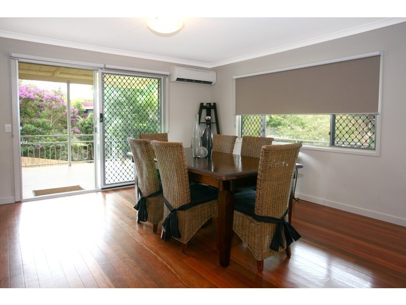 9 Bambarra St, Southport QLD 4215