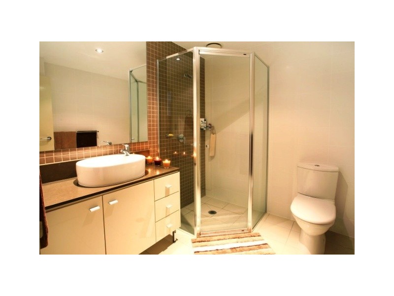 621/1-3 Aqua St, Southport QLD 4215
