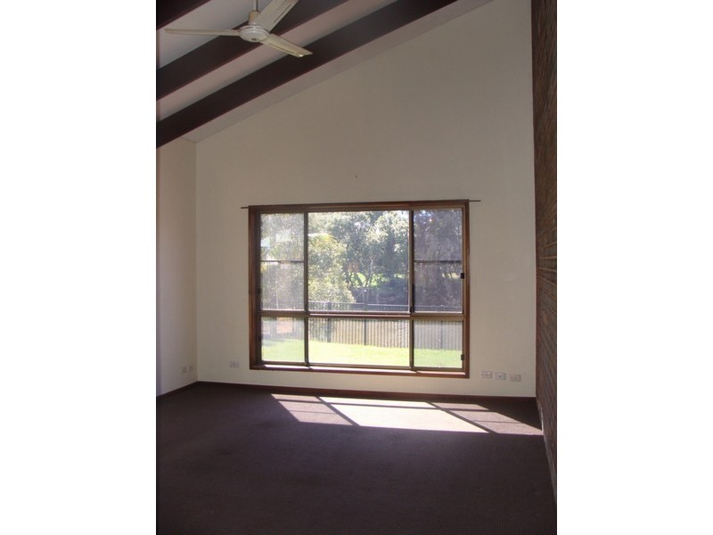 1/9 Royal Palm Ct, Southport QLD 4215