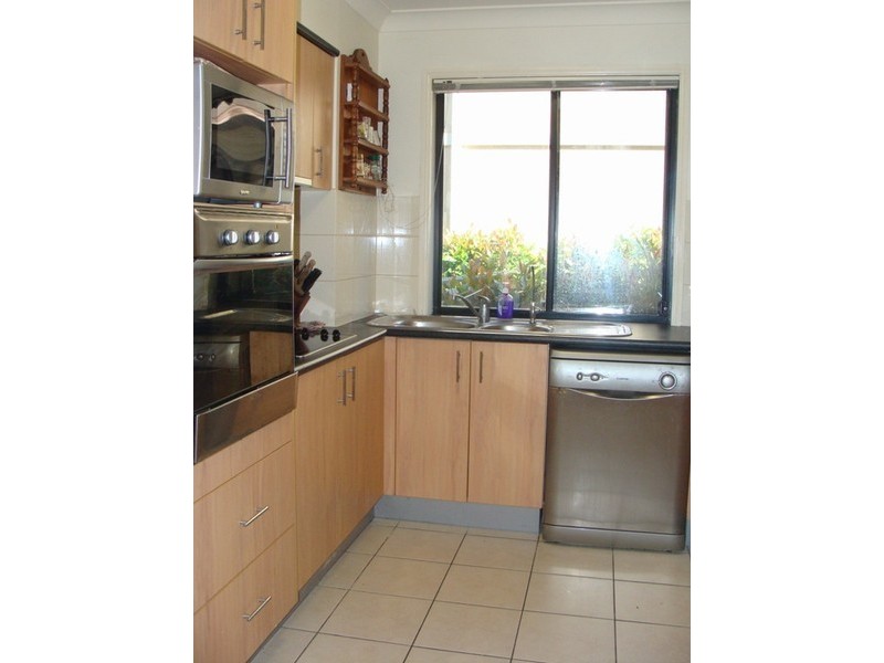 9/21 Sapium Rd, Benowa QLD 4217