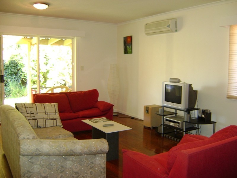 24 Egerton St, Southport QLD 4215