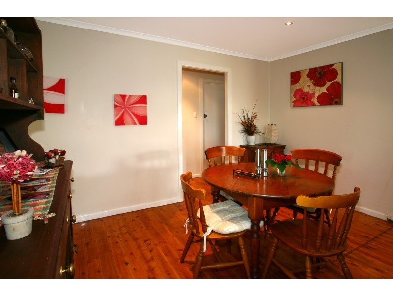 11 Bambarra St, Southport QLD 4215