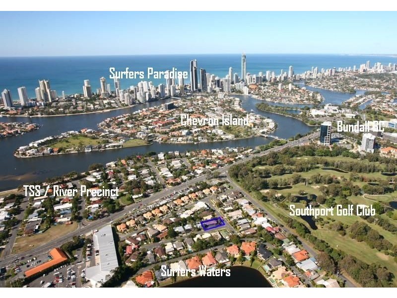 1 Fairway Ave, Southport QLD 4215