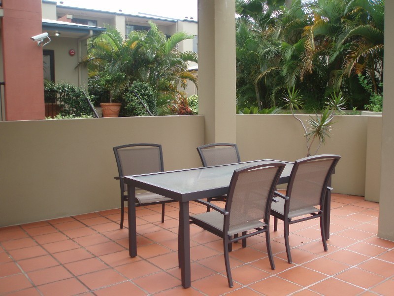 54/38 Labrador St, Labrador QLD 4215