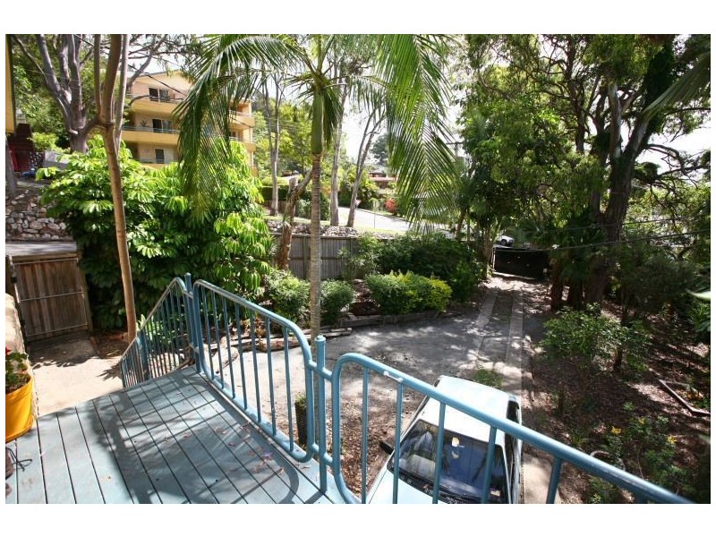 21 East St, Burleigh Heads QLD 4220