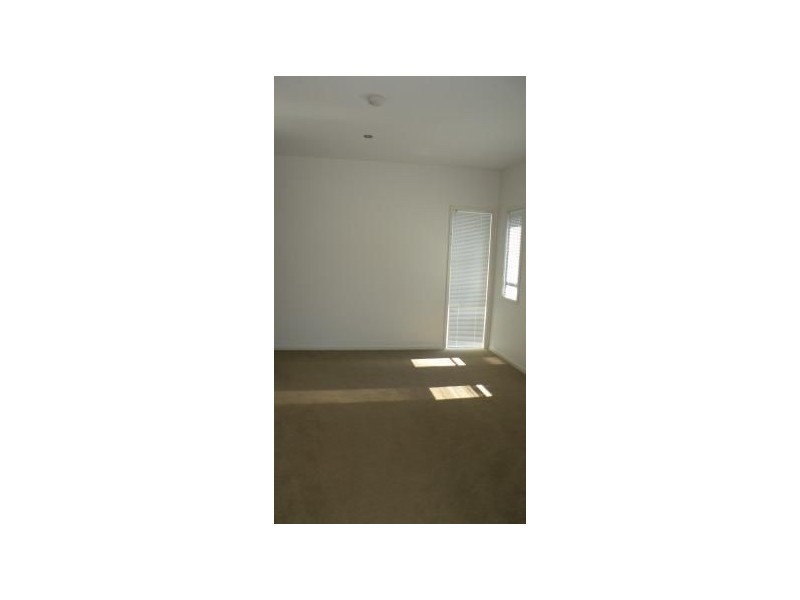 2/22 Billington Street, Labrador QLD 4215