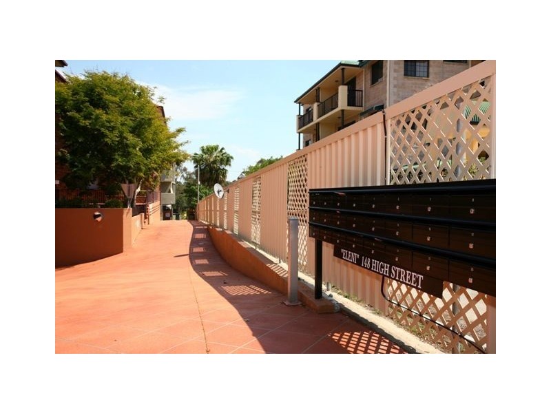 10/148 High Street, Southport QLD 4215