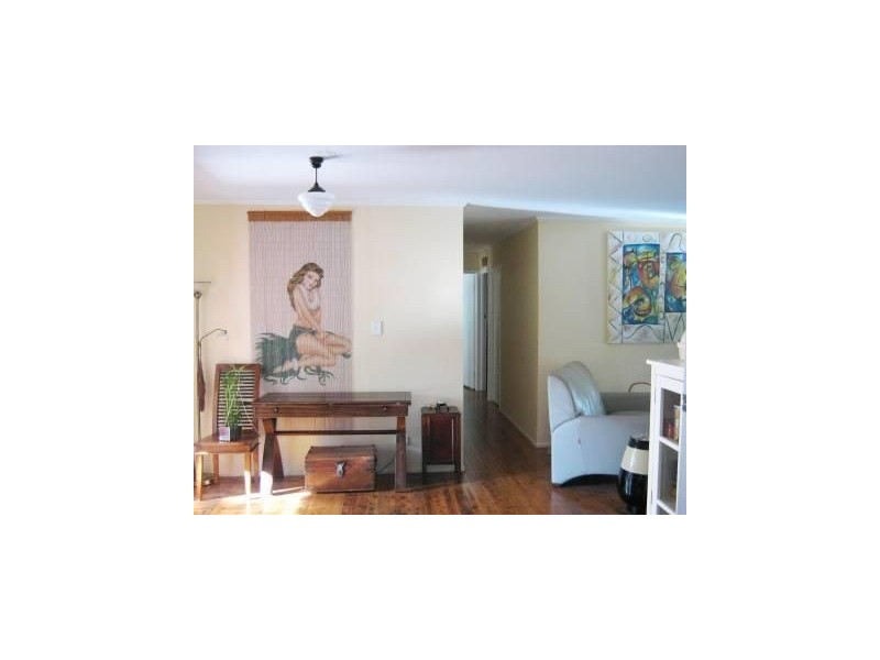 23 Ewan Street, Southport QLD 4215