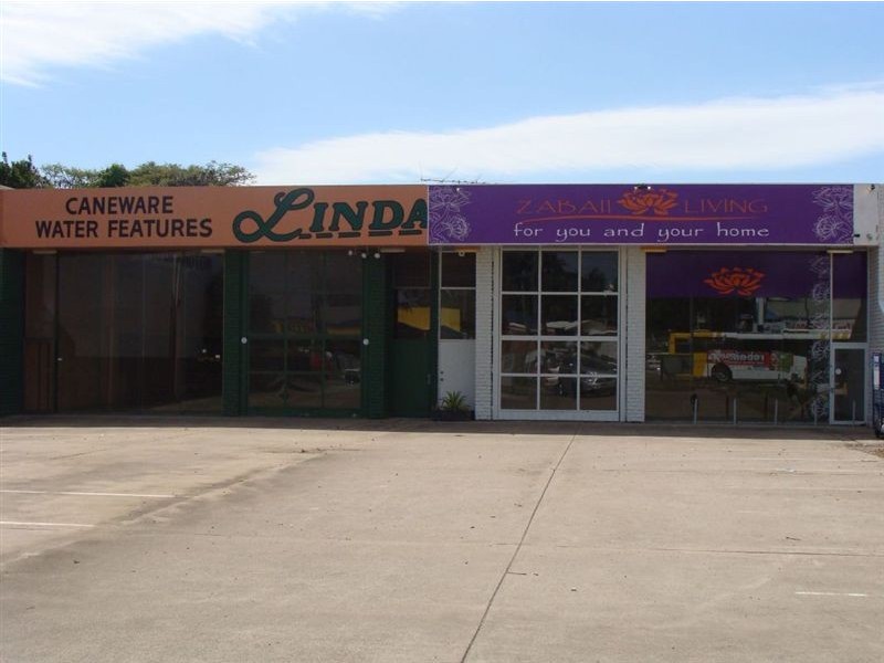 42 Ferry Rd, Southport QLD 4215