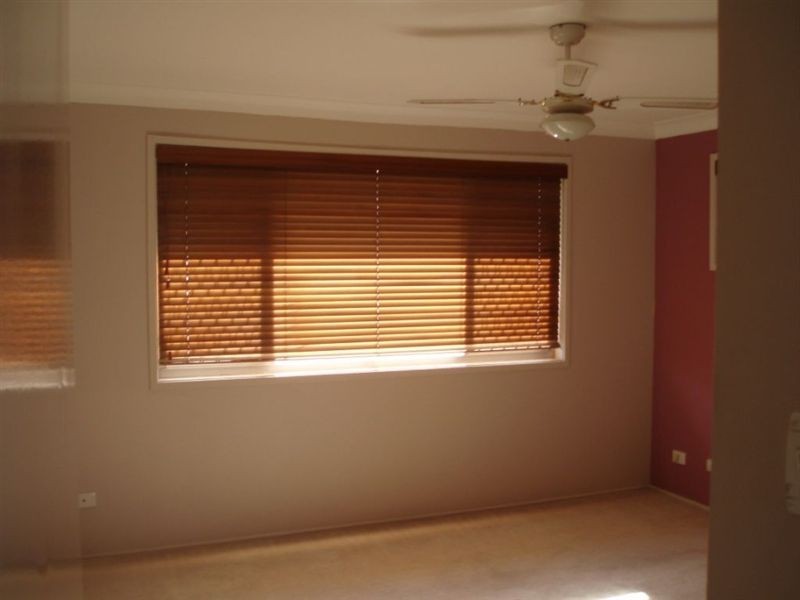 1/11 Kumbari Avenue, Southport QLD 4215