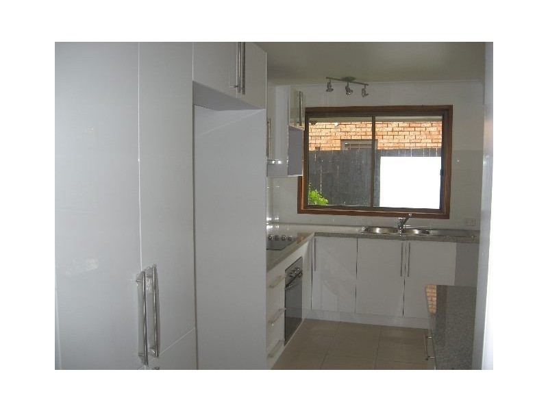 1/5 Royal Palm Ct, Southport QLD 4215