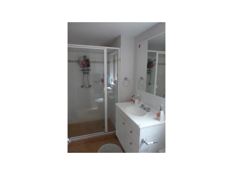 2/12 Gillian Lane, Southport QLD 4215