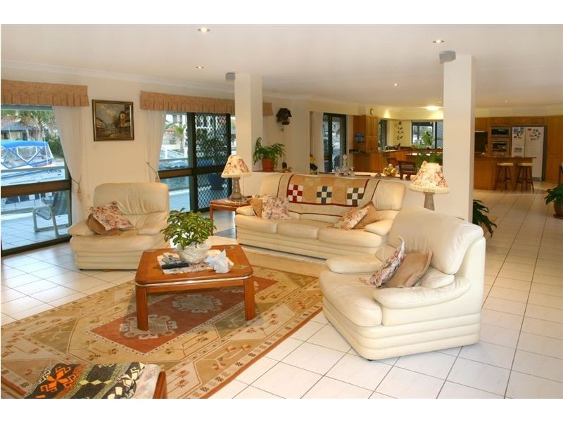 23 Norseman Ct, Paradise Waters QLD 4217