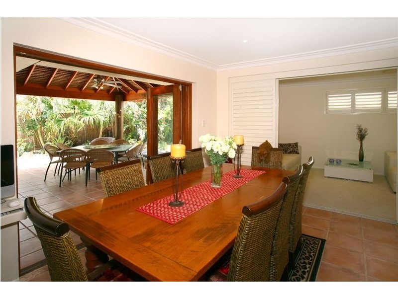 7 Capistrano Ct, Southport QLD 4215