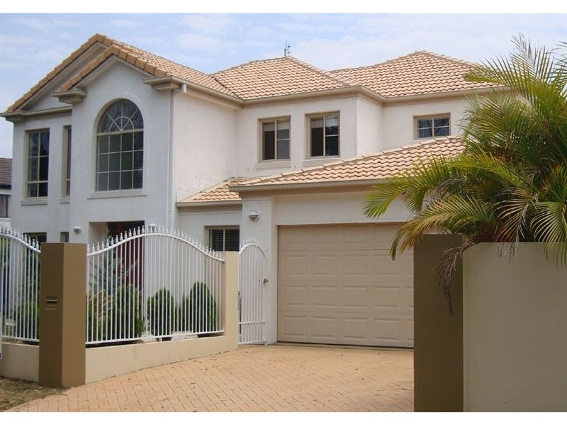 49/40 “Surfers Waters Estate” Cotlew St East, Southport QLD 4215