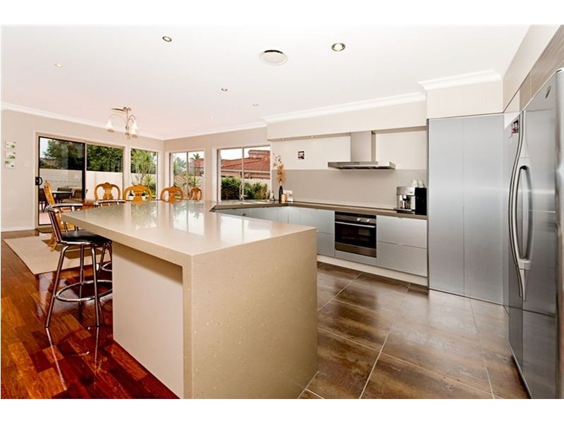 49/40 “Surfers Waters Estate” Cotlew St East, Southport QLD 4215