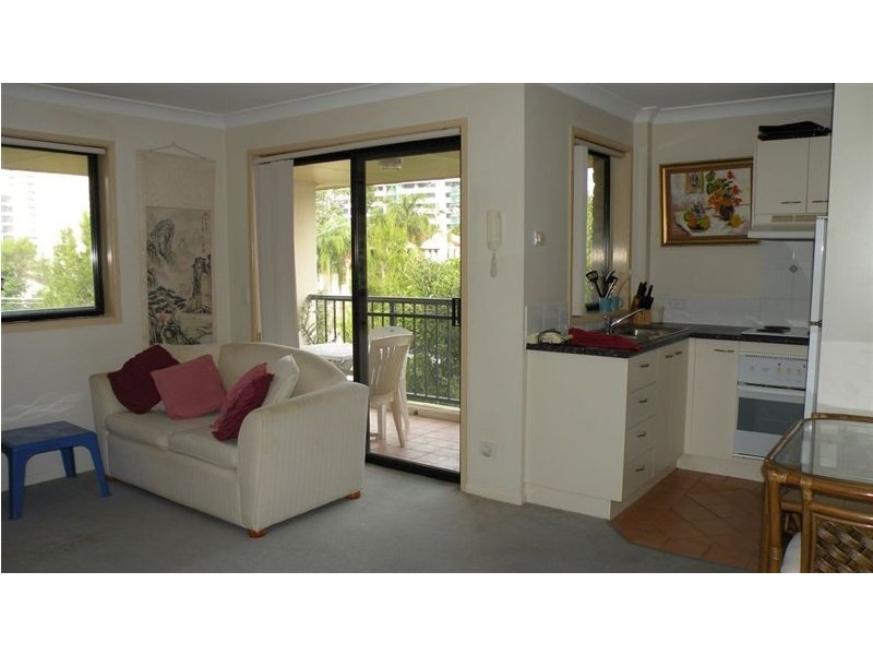13/56 Bauer Street, Southport QLD 4215