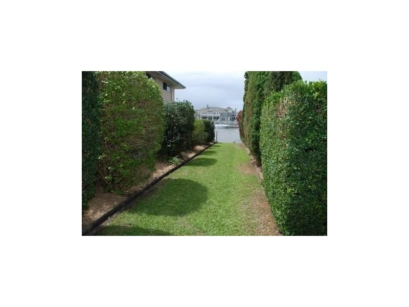 147 Monaco, Broadbeach Waters QLD 4218