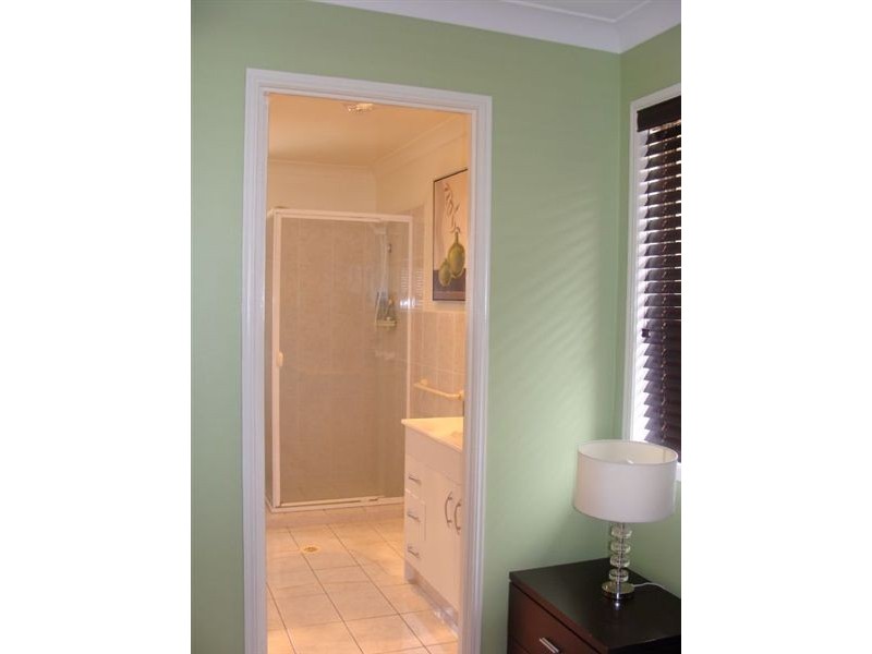 1/109 Pohlman St, Southport QLD 4215